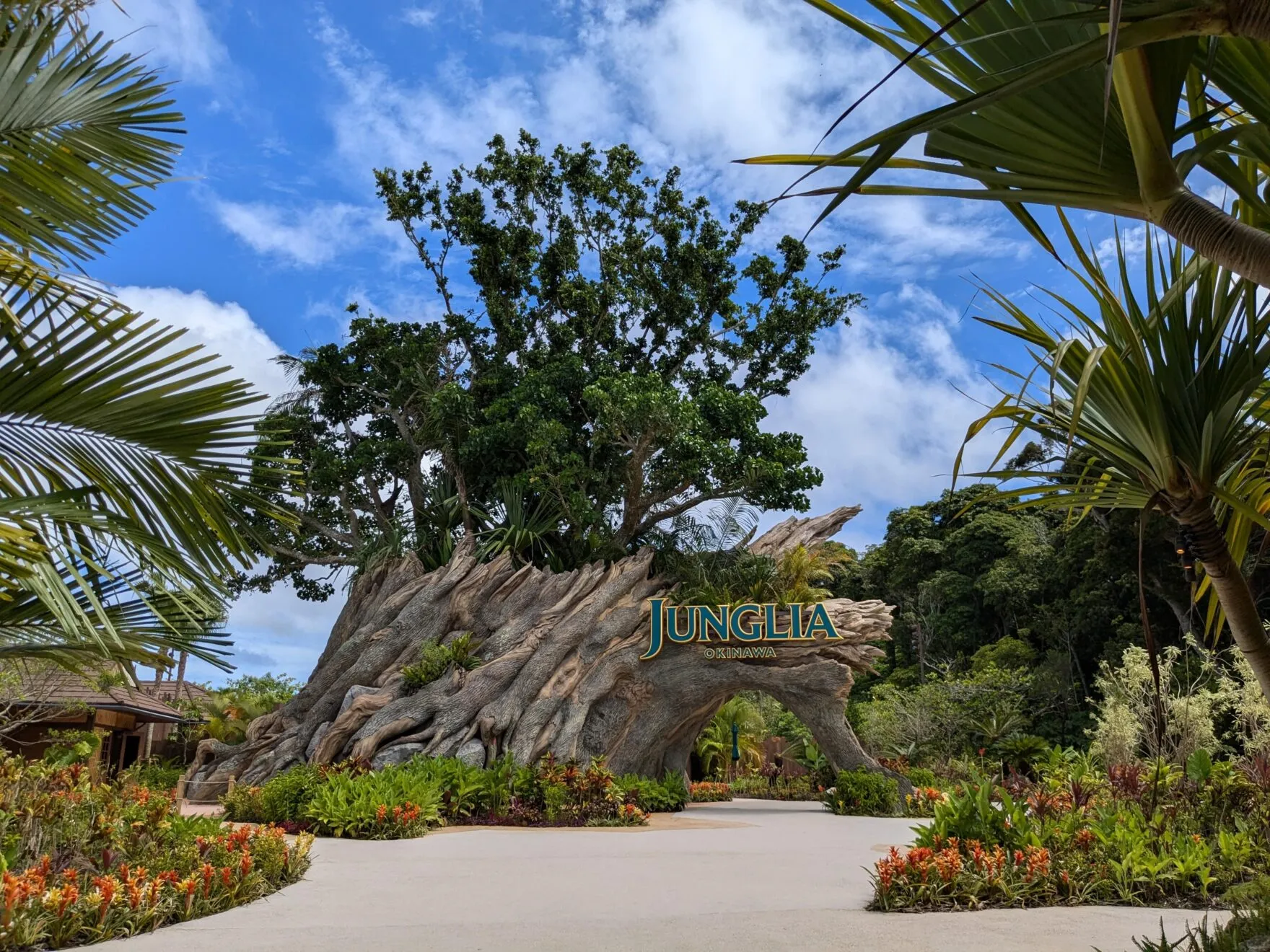 Junglia Okinawa: Japan’s Newly Opened Nature-Immersive Theme Park【Access & Attractions】