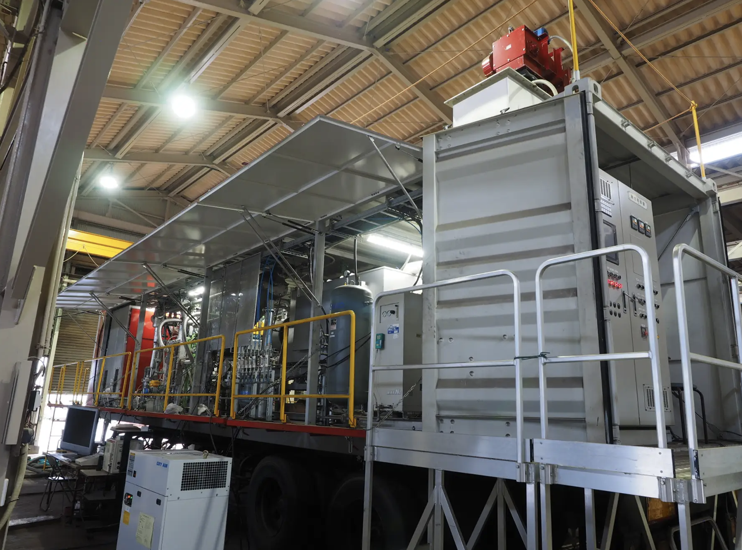 『バック・トゥ・ザ・フューチャー』の世界が現実に？！〜開発25年のSAF生成技術を社会実装へ【エナウム】